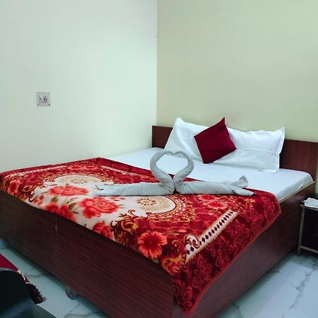 Jpm Guest House Váránaszi Kültér fotó