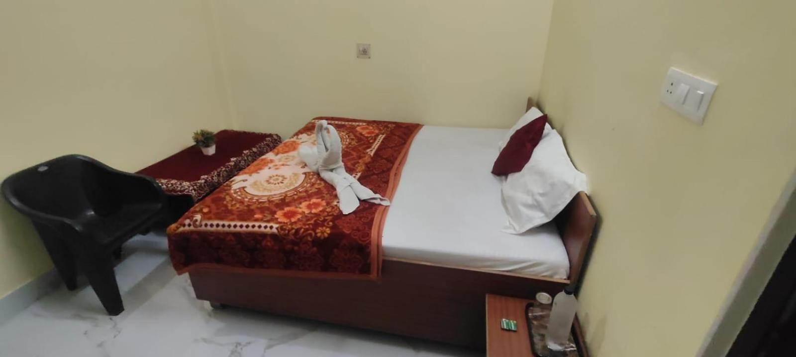 Jpm Guest House Váránaszi Kültér fotó